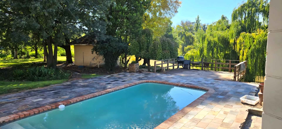 5 Bedroom Property for Sale in Roodewal Free State